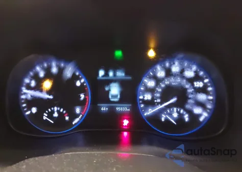 2019 Hyundai Kona Se z USA, uszkodzony, nr VIN KM8K1CAA8KU218001